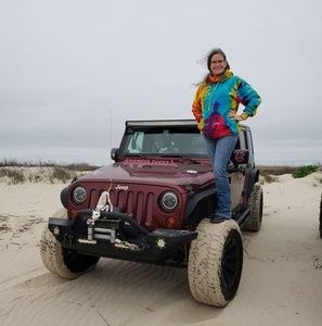 Meet your Posher, Dina